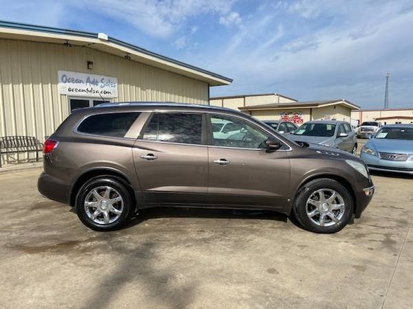 2008 Buick Enclave CXL FREE WARRANTY!!! **FREE CARFAX** - cars &... for sale in Catoosa, OK – photo 3