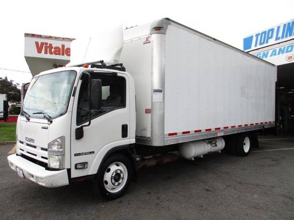 2014 Isuzu NPR 23 FOOT BOX TRUCK ** SIDE DOOR ** LIFTGATE - cars &... for sale in south amboy, IN – photo 3