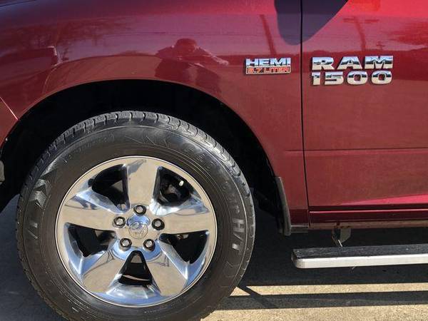 2016 Ram 1500 Crew Cab SLT Pickup 4D 5 1/2 ft ESPANOL ACCEPTAMOS... for sale in Arlington, TX – photo 9
