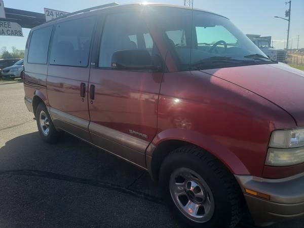 1999 GMC Safari - - by dealer - vehicle automotive sale for sale in Clearwater, MN – photo 6