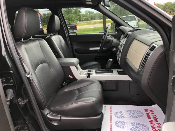Leather! 2008 Mercury Mariner! 4x4! Affordable! for sale in Ortonville, MI – photo 18