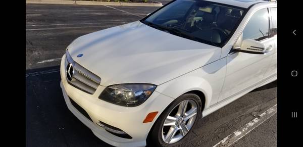 Mercedes Benz C300 - cars & trucks - by owner - vehicle automotive... for sale in West Bloomfield, MI – photo 6
