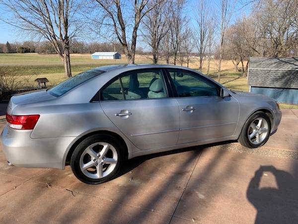 2006 Hyundai Sonata - Low Miles - cars & trucks - by owner - vehicle... for sale in Kimball, MN – photo 2