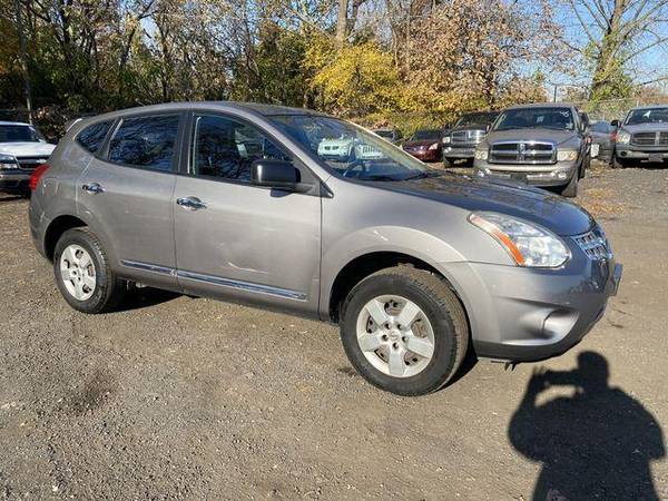 2012 Nissan Rogue SV Sport Utility 4D EZ-FINANCING! - cars & trucks... for sale in Garfield, NY – photo 3
