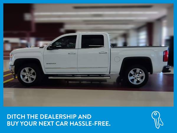 2014 GMC Sierra 1500 Crew Cab SLT Pickup 4D 5 3/4 ft pickup White for sale in Peoria, IL – photo 4