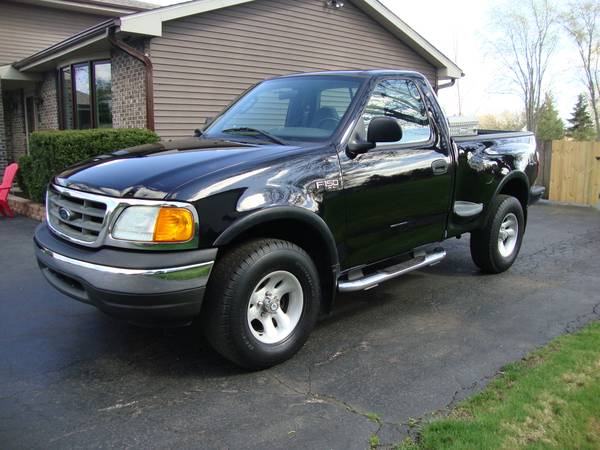 2004 Ford F150 4X4 Heritage Flareside (1 Owner/Low Miles) - cars & for sale in Northbrook, WI – photo 15