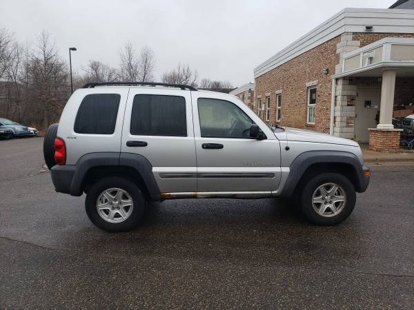 2002 JEEP LIBERTY SPORT, 4WD, FRESH OIL CHANGE - cars & trucks - by... for sale in Maplewood, MN – photo 8
