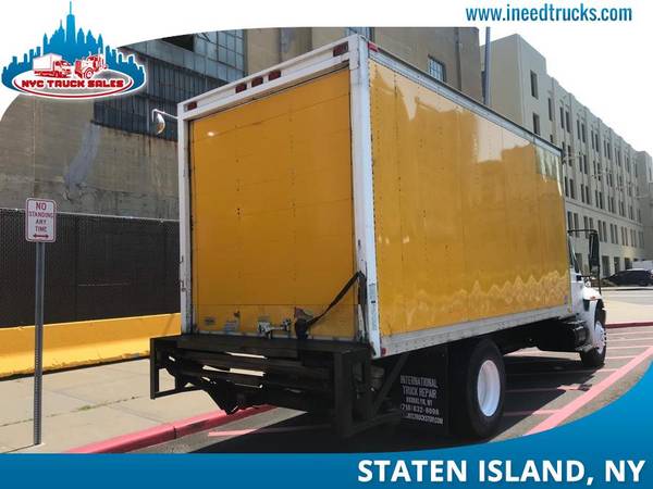 2005 INTERNATIONAL 4300 18' FEET NON CDL DIESEL BOX TRUCK LIF-maryland for sale in Staten Island, District Of Columbia – photo 5