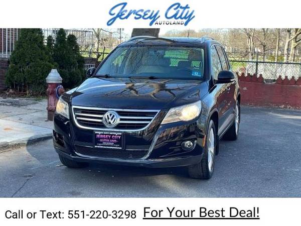 2011 VW Volkswagen Tiguan SE 4Motion wSunroof and Navi suv Alpine for sale in Jersey City, NJ