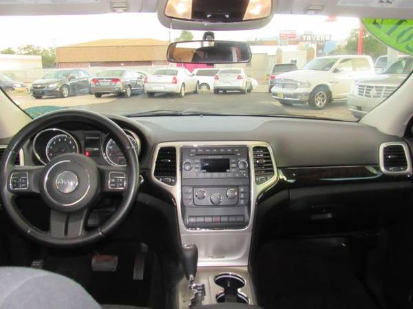 2012 Jeep Grand Cherokee - Financing Available! - cars & trucks - by... for sale in Colorado Springs, CO – photo 18