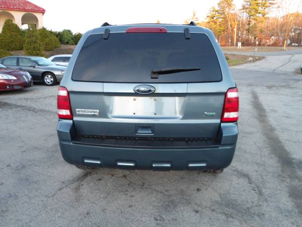 2010 Ford Escape XLT AWD SUV Extra Clean ***1 Year Warranty*** -... for sale in Hampstead, NH – photo 7