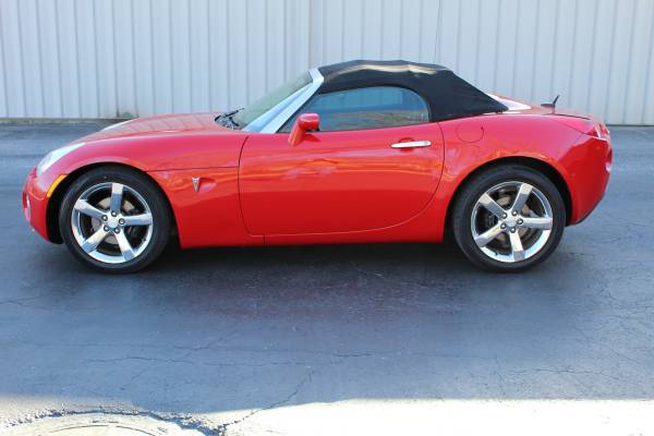 2006 Pontiac Solstice Convertible, Leather, only 94K miles! - cars &... for sale in Lansing, MO – photo 5