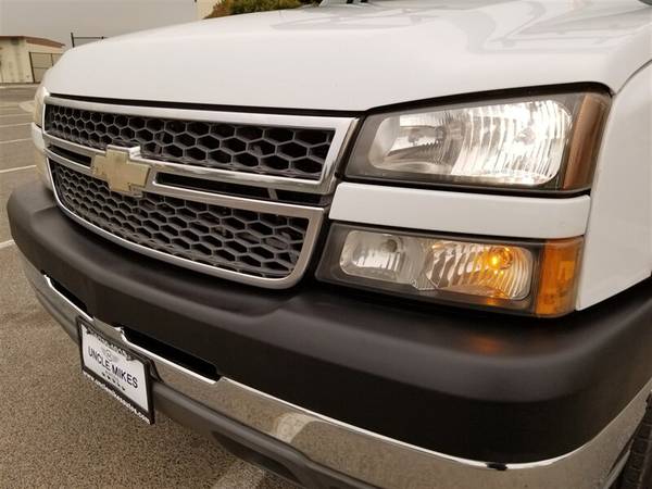2005 CHEVROLET C3500 FLAT BED SERVICE TRUC ,LADDER RACK,ONLY 81K MIL... for sale in Santa Ana, CA – photo 10