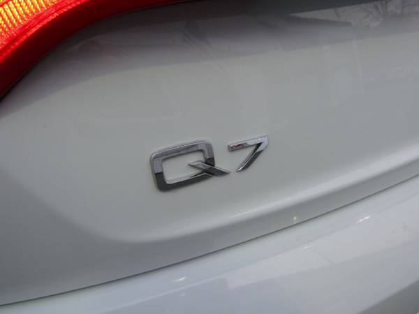 2013 Audi Q7 quattro 4dr 3 0T Premium Plus - - by for sale in Cohoes, CT – photo 13