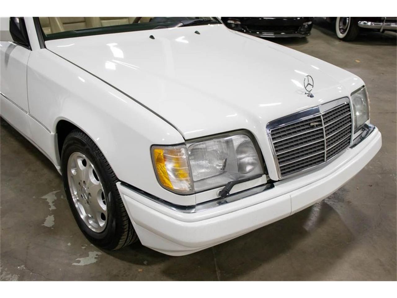 1995 Mercedes-Benz E320 for sale in Kentwood, MI – photo 10