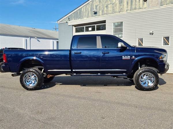 LIFTED 2018 RAM 3500 LIMITED CREW 4X4 LONG BOX 6.7L CUMMINS DIESEL -... for sale in Lakewood, NJ – photo 4