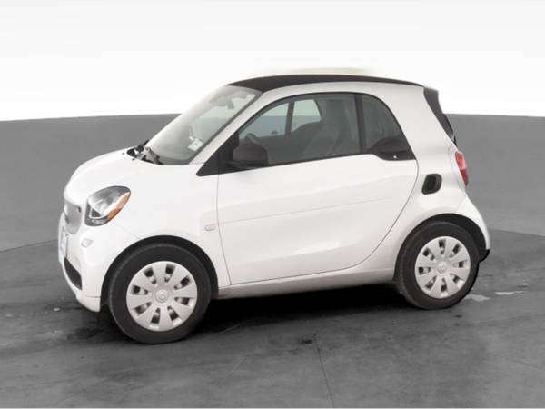 2017 smart fortwo Pure Hatchback Coupe 2D coupe White - FINANCE... for sale in Springfield, MA – photo 4