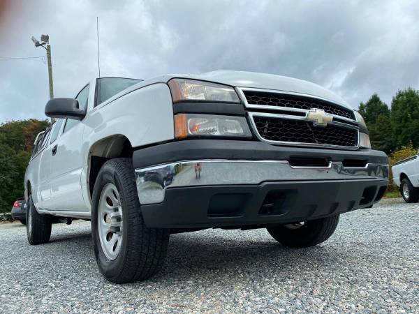 2007 Chevrolet Chevy Silverado 1500 Classic LS 4dr Extended Cab 4WD... for sale in Walkertown, NC – photo 4