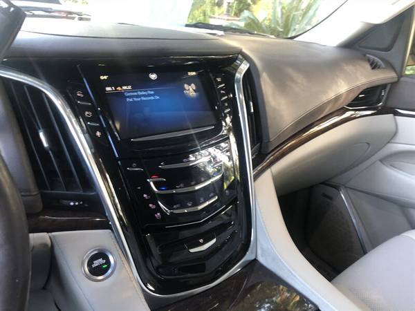 2015 Cadillac Escalade Luxury - cars & trucks - by dealer - vehicle... for sale in North Hollywood, CA – photo 12