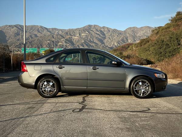 2010 Volvo S40 - cars & trucks - by dealer - vehicle automotive sale for sale in Los Angeles, CA – photo 10