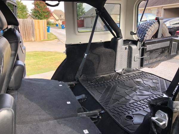 Rare 75th Edition 2016 Jeep Wrangler Unlimited Sahara for sale in Bentonville, AR – photo 22
