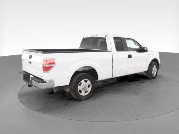 2014 Ford F150 Super Cab XLT Pickup 4D 6 1/2 ft pickup White -... for sale in Chicago, IL – photo 11