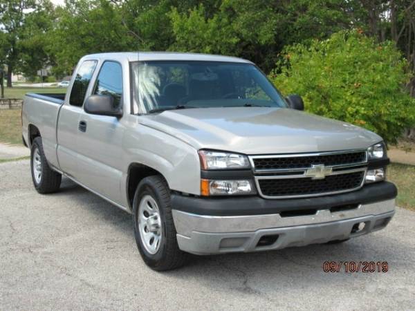 2007 Chevrolet Silverado 1500 Classic 2WD Ext Cab 143.5" Work Truck for sale in Cleburne, TX – photo 8