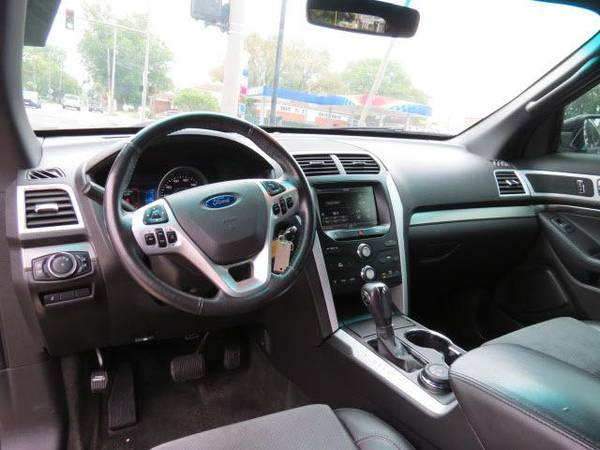 2015 Ford Explorer XLT - $499 Down Drives Today W.A.C.! - cars &... for sale in Toledo, OH – photo 8