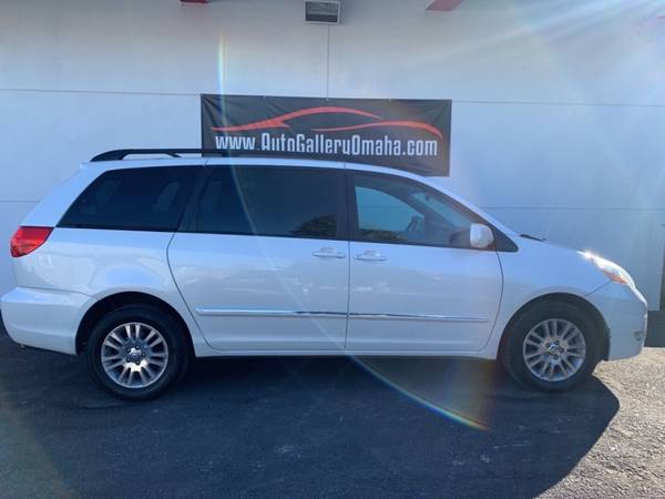 2010 TOYOTA SIENNA XLE - cars & trucks - by dealer - vehicle... for sale in Omaha, NE – photo 8