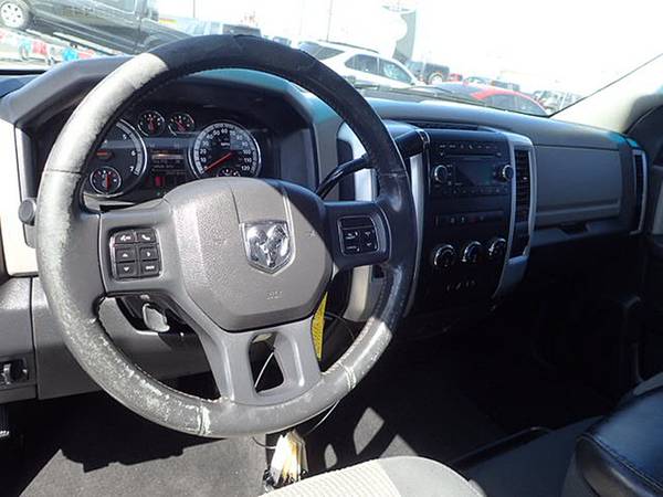 2012 RAM 1500 4WD Crew Cab 140 5 Big Horn Buy Here Pay Here - cars & for sale in Yakima, WA – photo 9