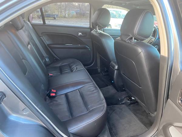 2012 Ford Fusion SEL One Owner 141k Leather Moonroof - cars & trucks... for sale in Machesney Park, IL – photo 12
