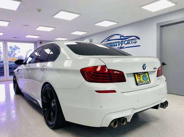 2014 BMW M5 4dr Sedan *GUARANTEED CREDIT APPROVAL* $500 DOWN* - cars... for sale in Streamwood, IL – photo 3