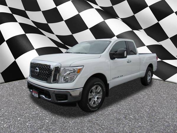 2018 Nissan Titan SV - - by dealer - vehicle for sale in Neenah, WI – photo 2