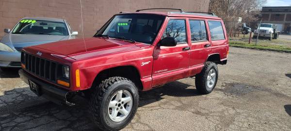 1998 Jeep Cherokee 4wd - - by dealer - vehicle for sale in Lansing, MI – photo 4