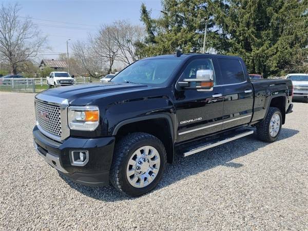 2016 GMC Sierra 2500HD Denali - - by dealer - vehicle for sale in Chillicothe, WV – photo 3