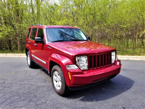 2011 Jeep Liberty 4x4 Sport - - by dealer - vehicle for sale in Madison, WI – photo 3