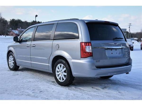2014 Chrysler Town and Country Touring 4dr Mini Van - mini-van for sale in Fair Haven, NY – photo 4