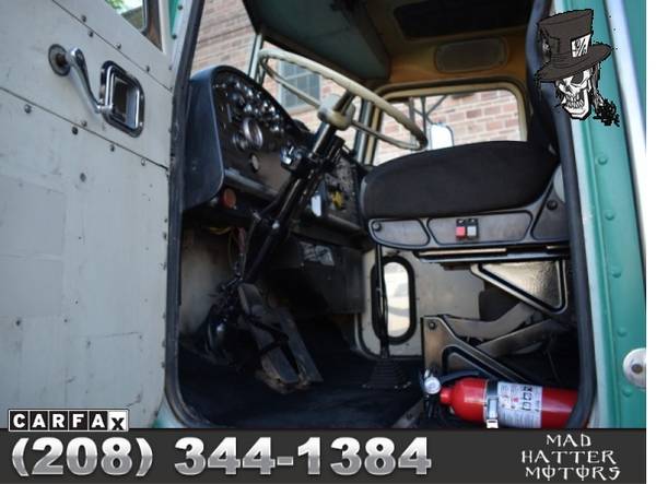 1984 Peterbilt 348 Water Truck // 400 Gallon Tank **MaD HaTTeR... for sale in Nampa, ID – photo 9