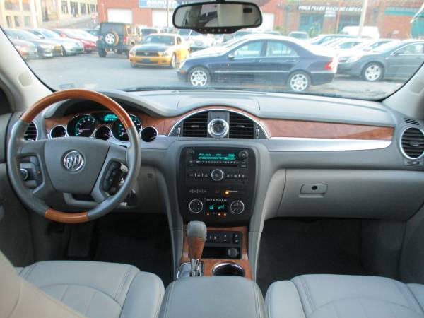 2008 Buick Enclave CXL **Steal Deal/ 3D row seat, Sunroof** for sale in Roanoke, VA – photo 10