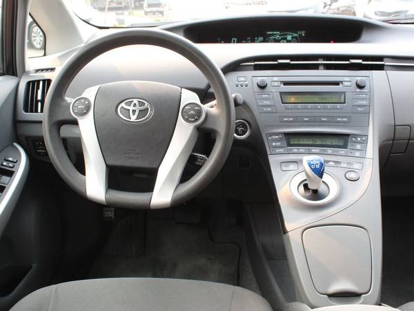 2010 Toyota Prius II - cars & trucks - by dealer - vehicle... for sale in Auburn, WA – photo 4