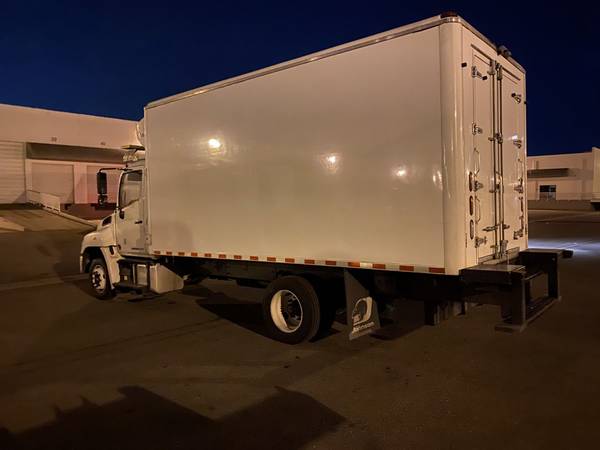 2018 Hino 16ft Reefer Thermoking diesel A/T freezer Isuzu for sale in Los Angeles, CA – photo 5