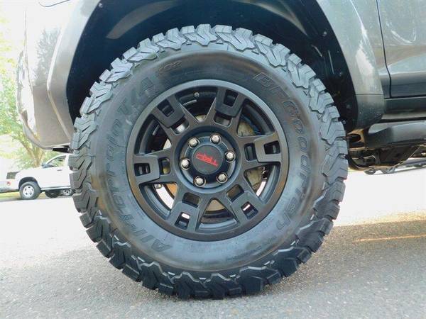 2019 Toyota 4Runner 4X4 / TRD Leather / NEW LIFT NEW WHEELS TIRES... for sale in Portland, OR – photo 23