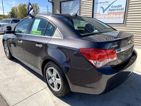2016 Chevrolet Cruze Limited 4dr Sdn Auto LT w/1LT - cars & trucks -... for sale in Chesaning, MI – photo 5