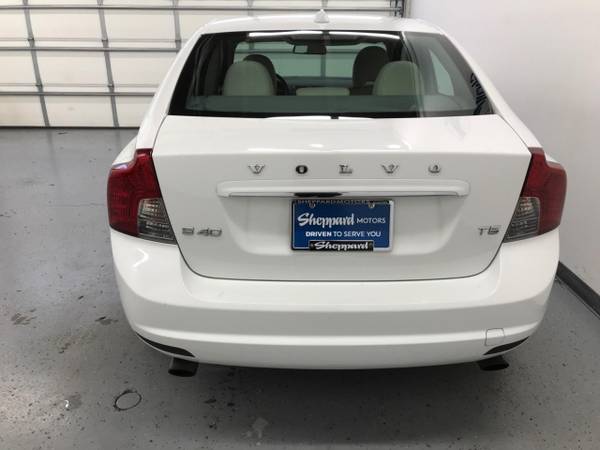 2011 Volvo S40 4dr Sdn - - by dealer - vehicle for sale in Eugene, OR – photo 6