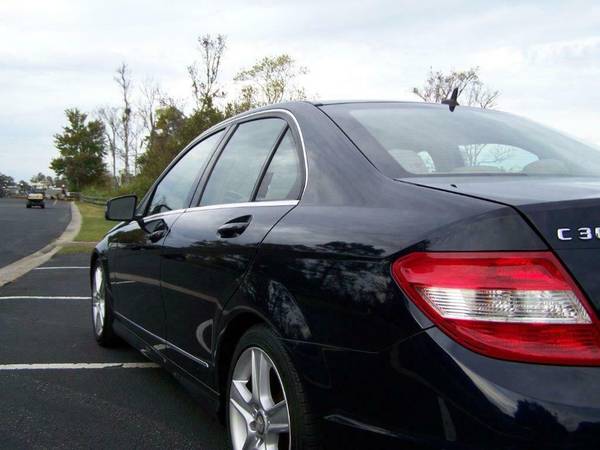 2011 Mercedes-Benz 300-Series ONE OWNER C300 - - by for sale in South Richmond Hill, NY – photo 5