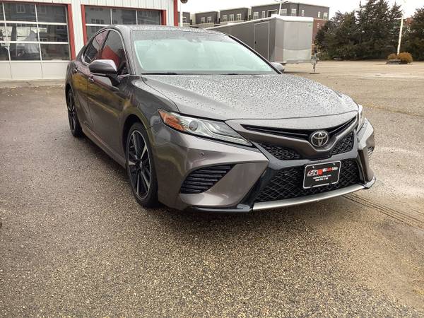 2018 Toyota Camry XSE Auto (Natl) - - by dealer for sale in Middleton, WI – photo 2