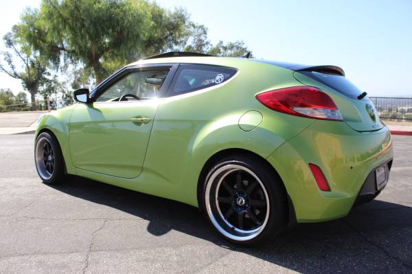 2012 hyundai Veloster (tech and style package) for sale in Long Beach, CA – photo 2