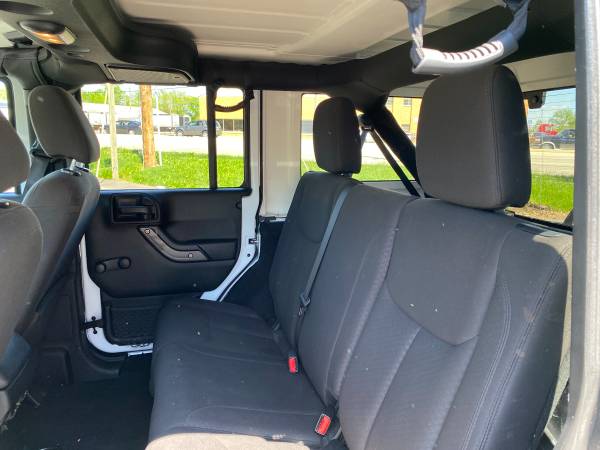 2017 JEEP WRANGLER UNLIMITED SPORT 4X4 4DR SUV - - by for sale in Springfield, IL – photo 12