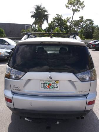 2007 Mitsubishi Outlander 3rd Row for sale in West Palm Beach, FL – photo 3