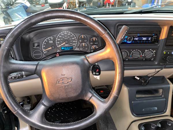 2002 Chevy Avalanche LT 4x4**ONLY 148,000 Miles** - cars & trucks -... for sale in Sioux Falls, SD – photo 12